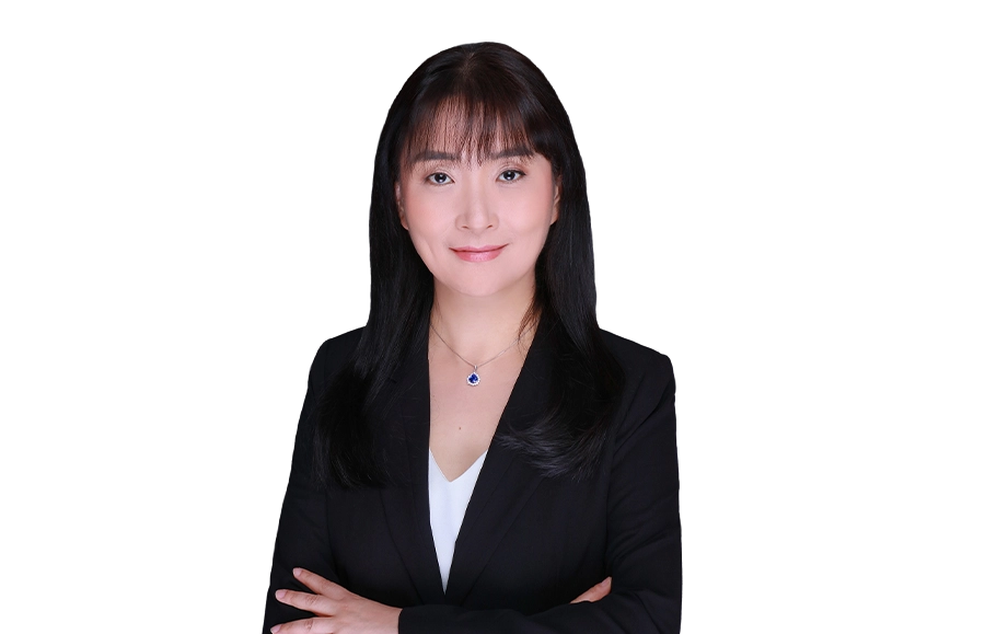 Headshot of Gloria Cheng